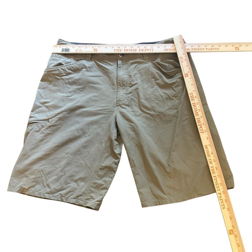 Patagonia Men’s Quandary Shorts Hiking Outdoors Lightweight  Size 40 - Picture 2 of 6